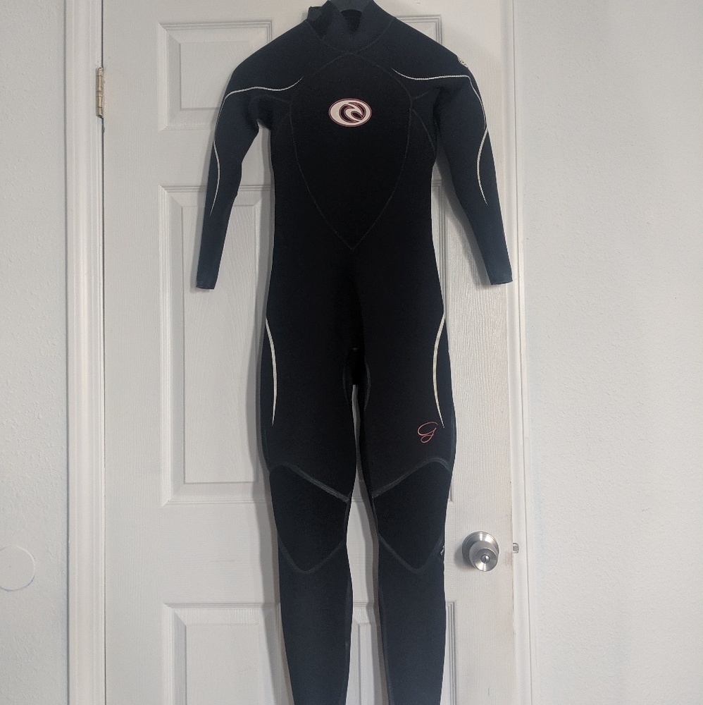 Rip curl size 6 women's wetsuit foreskin g bomb